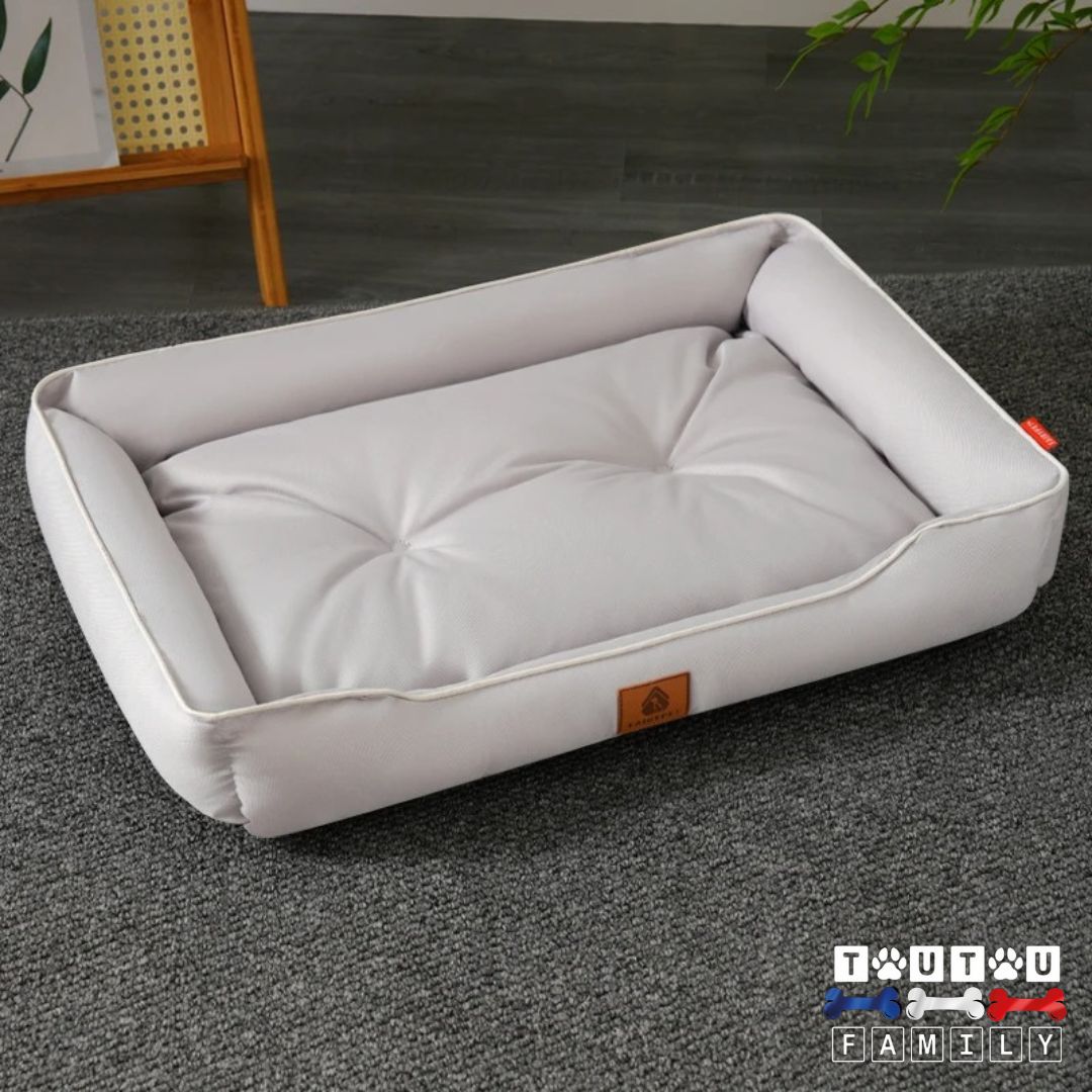 panier-chien-imperméable-blanc