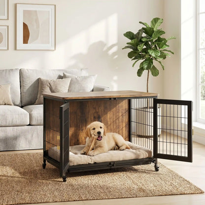 Cage-chien-interieur-avec-4-roues-mobiles rotative à 360° avec freins de sécurité, en bois et acier de couleur noir mat, meuble rectangulaire design moderne et épuré, double porte avant avec serrures robustes à point pour chien et chiot de petite à moyenne taille, de 0 à 30 kg maximum-un chiot golden retriever qui ronge son os paisiblement sur son matelas dans le meuble cage interieur avec sa double porte ouverte et sur roues sécurisé par leurs freins dans le salon de l'appartement