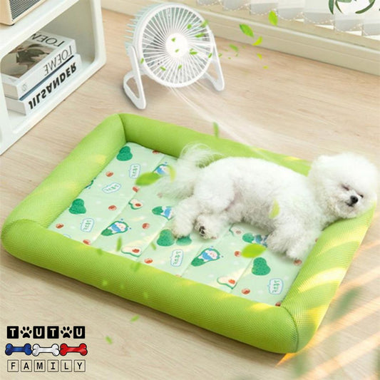 Coussin-rafraichissant-pour-chien-pliable-tapis-rafraîchissant-chien-confortable-avec-rebord-frais-pour-protéger-les-chiens-de-l-été-de-la-canicule-reste-au-frais-sans-eau-sans-électricité-sans-danger