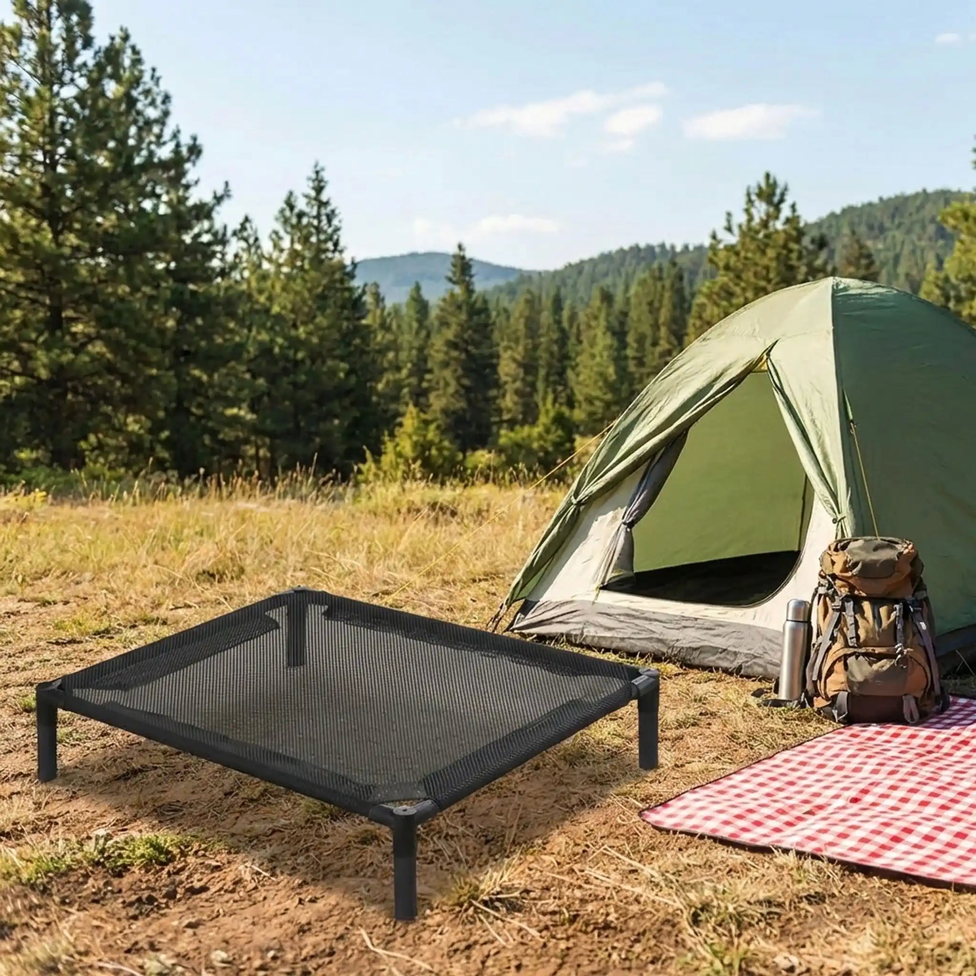 Lit-de-camp-pour-chiens-de petite à moyenne taille de 0 à 15 kilos, en maille oxford robuste imperméable, aéré idéal pour les mois chauds, surélévé par des pieds et structure en acier avec des pieds antidérapant et anti-rayures, pour une utilisation en intérieur ou extérieur, montage et démontage facile pour les voyages ou un rangement ultra-compact-modèle L pour chien de taille moyenne à côté de la tente de camping en plein air