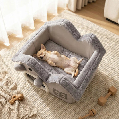 Maison-pour-chien-interieur-anti-stress, démontable, dehoussable et lavable en machine,chaude et douillette en velours,et rembourrage 100% coton haute densité, coussin intérieur éapis et ergonomique amovible et lavable, en velours doux, pliable et transportable,compact et légère pour chien de petite taille de 0 à 5 kilos max-photo d'un chihuahua qui dort paisiblement sur le dos et les pattes en l'air dans sa petite maison taille XS de couleur grise avec le toit enlevé