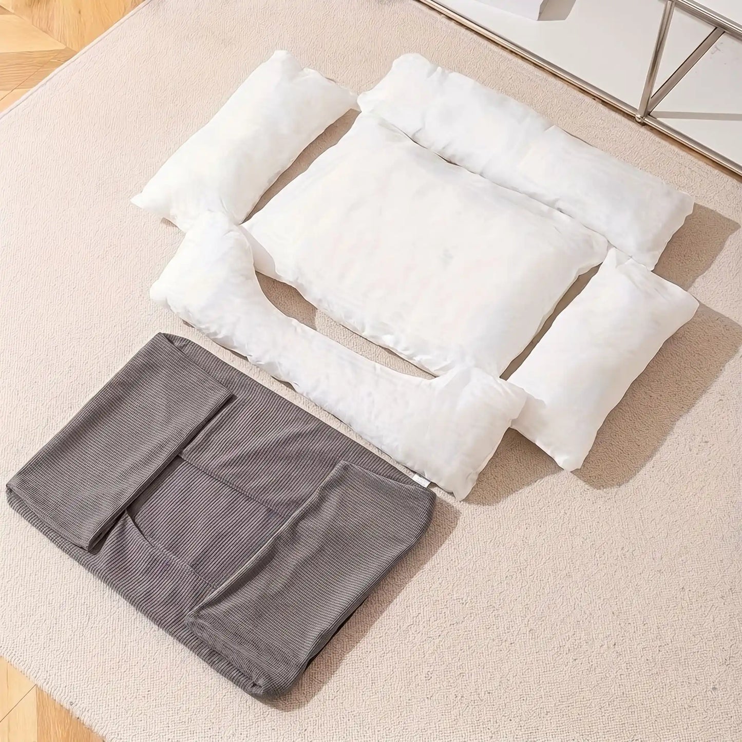 Panier- pour chien chiot entièrement déhoussable et lavable en machine, et 5 coussins ergonomiques 100% coton haute résilience à mémoire de forme, imperméable et antidérapant, avec rebords surélevés et housse  imperméable résistante aux griffes, intérieur en fausse fourrure de mouton hypoallergénique et ultra-doux, disponible en 3 tailles S, M et L pour chien de 0 à 60 kilos-gros plan sur le panier pour chiot et chien entièrement déhoussé avec les 5 parties en coussin et rebord rembourré et housse velours 