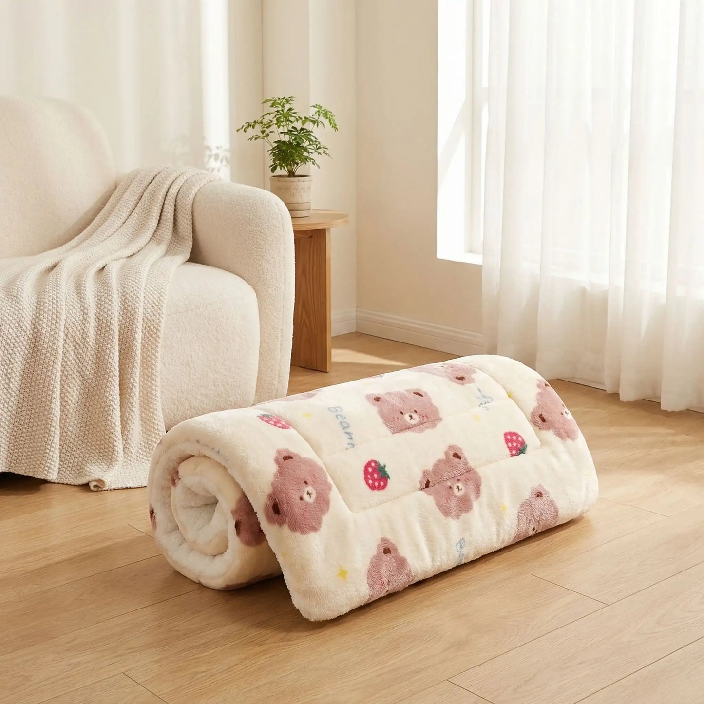 Tapis-pour-chien-chiot en flanelle douche, hypoallergénique en coton ergonomique avec rebord surélevé de forme rectangulaire, lavable en machine et durable, resistant aux griffes et morsures légère, chaud et respirant-isolant du sol froid, comme couche supplémentaire pour coussin, lit, panier pour chien-beige avec tête d'ourson et fraise