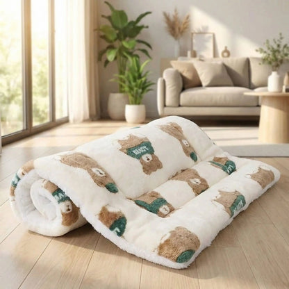 Tapis-pour-chiens-chiot en flanelle douche, hypoallergénique en coton ergonomique avec rebord surélevé de forme rectangulaire, lavable en machine et durable, resistant aux griffes et morsures légère, chaud et respirant-isolant du sol froid, comme couche supplémentaire pour coussin, lit, panier pour chien-de couleur crème avec ourson marron et vert