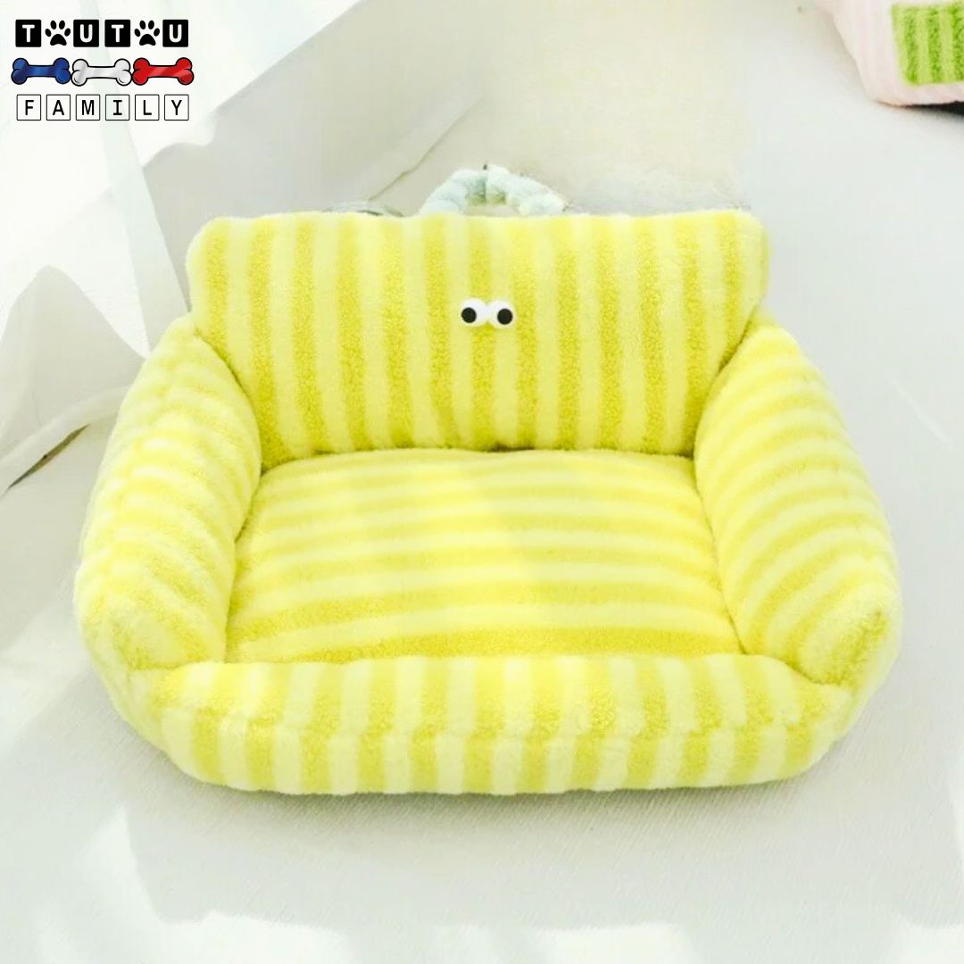 Canape-petit-chien-raye-jaune