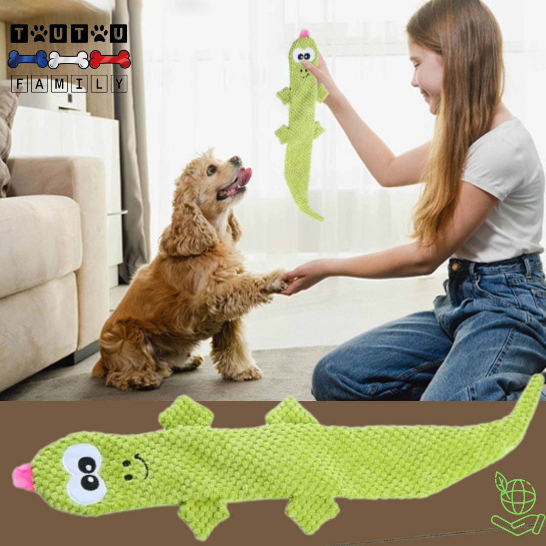 Jouet-pour-chien-peluche-lézard-vert-solide-sans-rembourrage-un-enfant-joue-avec-le-jouet-en-peluche-avec-son-chien