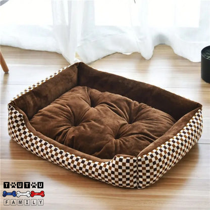 Panier-pour-chien-respirant-avec-un-tissu-imprimé-à-carreaux-marron